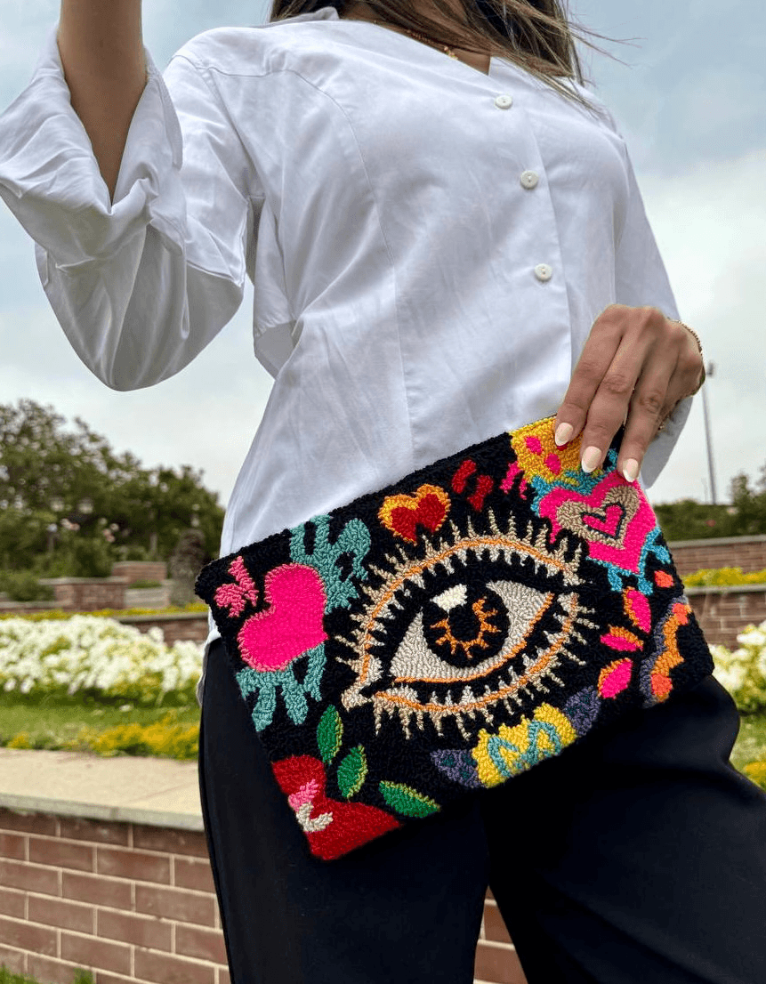 EYEPOP CLUTCH